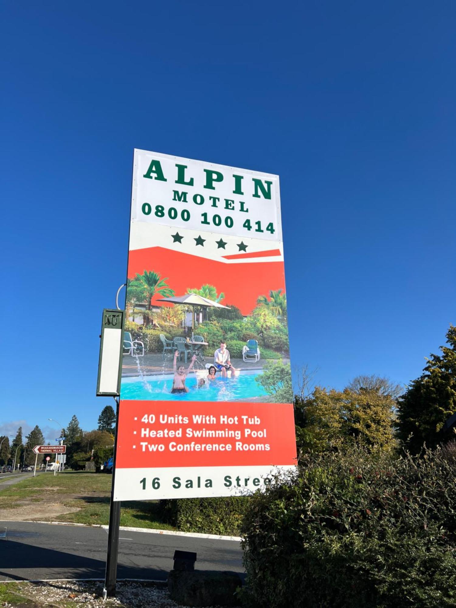 Alpin & Conference Centre Motel